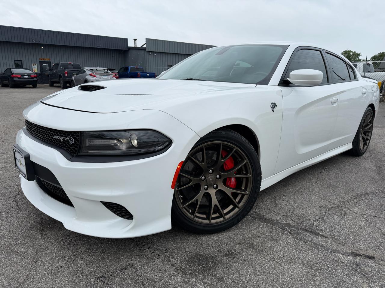 Dodge Charger 4dr Sdn SRT Hellcat RWD 2016