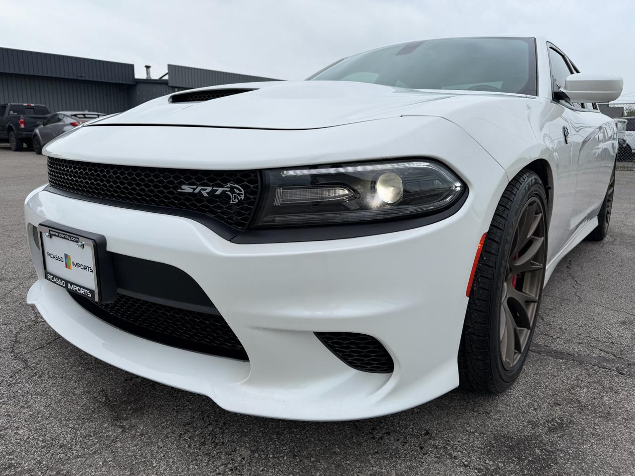 Dodge Charger 4dr Sdn SRT Hellcat RWD 2016