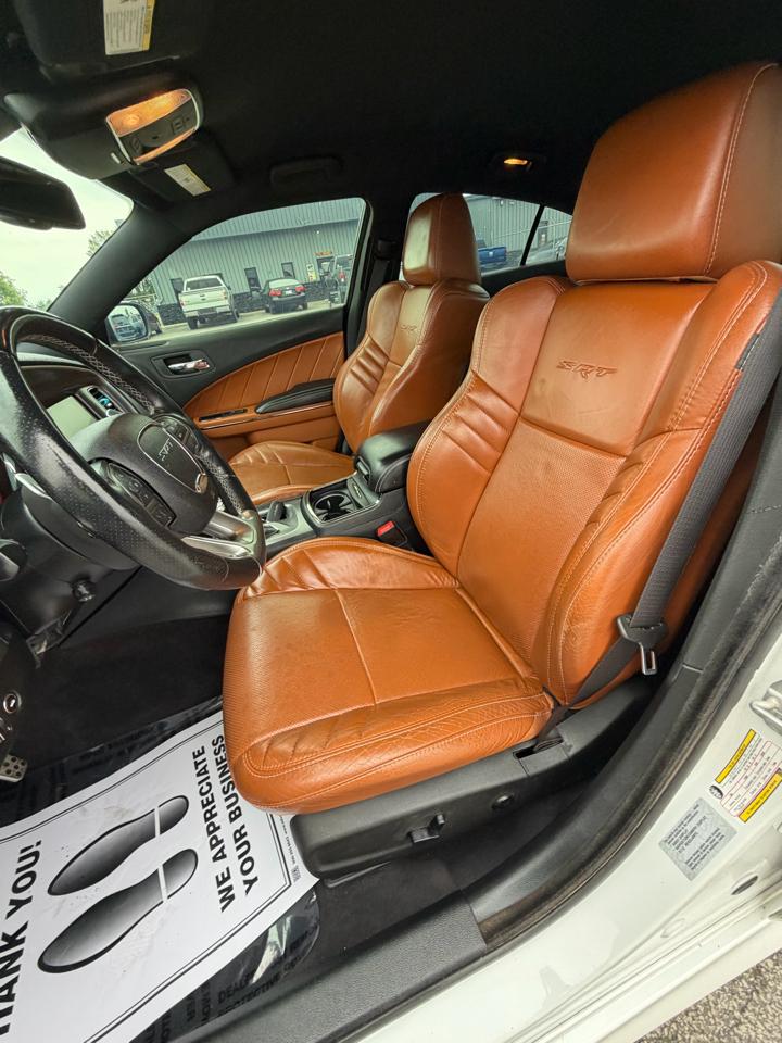 Dodge Charger 4dr Sdn SRT Hellcat RWD 2016