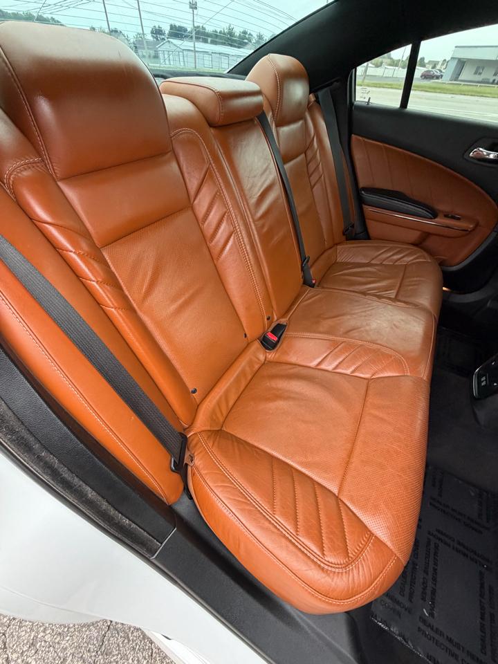 Dodge Charger 4dr Sdn SRT Hellcat RWD 2016