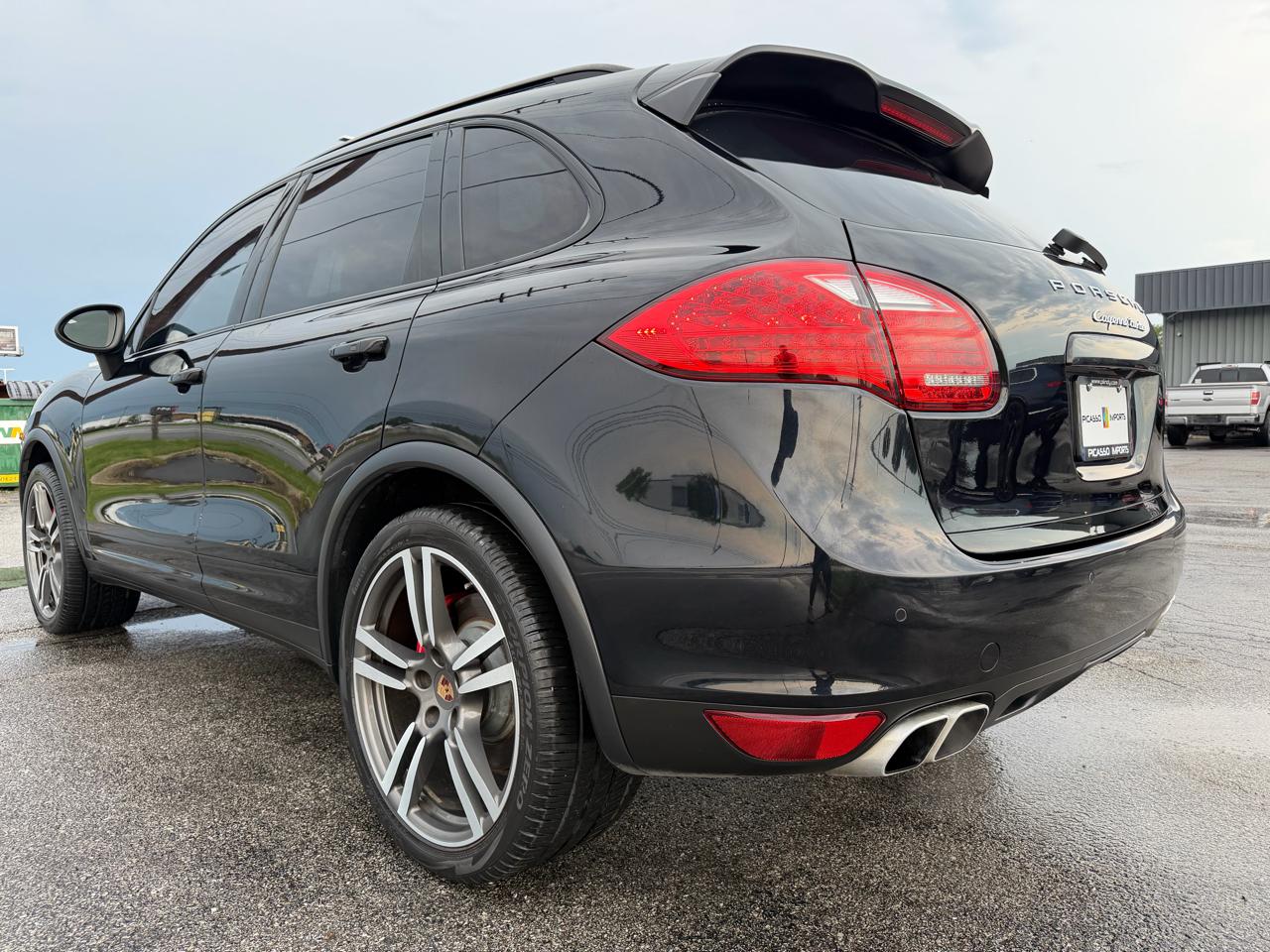 Porsche Cayenne AWD 4dr Turbo 2013