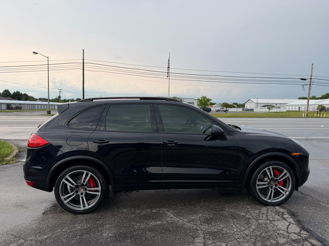 Porsche Cayenne AWD 4dr Turbo 2013