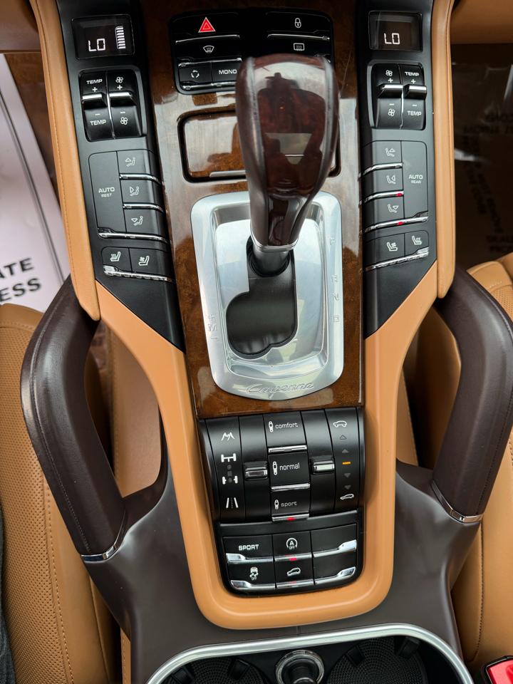 Porsche Cayenne AWD 4dr Turbo 2013