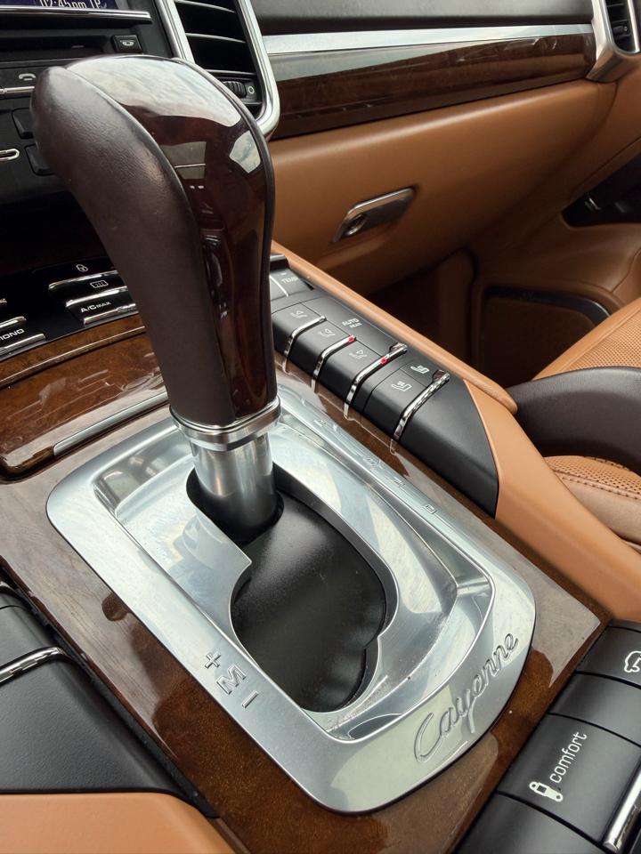Porsche Cayenne AWD 4dr Turbo 2013