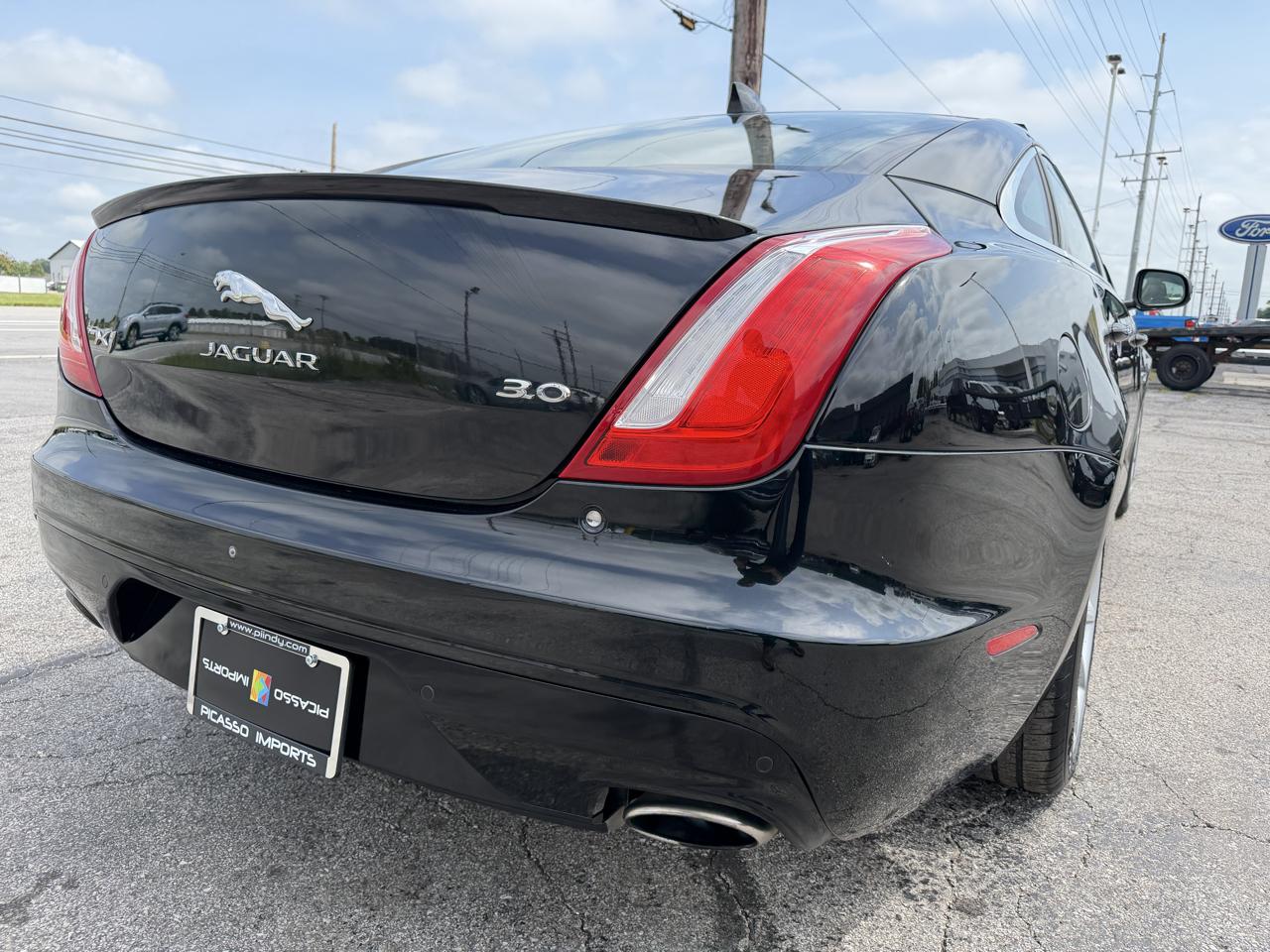 Jaguar XJ XJ R-Sport RWD 2018