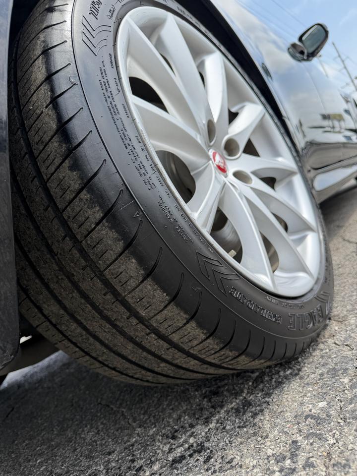 Jaguar XJ XJ R-Sport RWD 2018