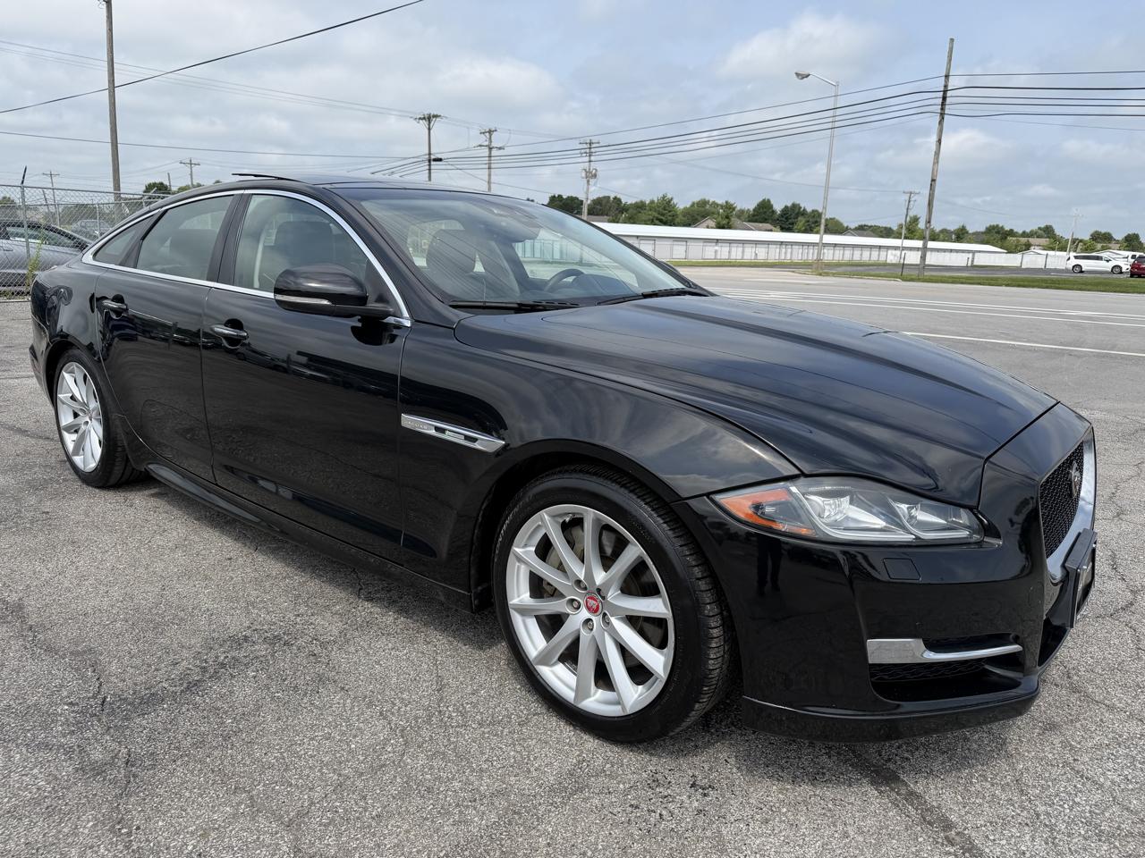 Jaguar XJ XJ R-Sport RWD 2018