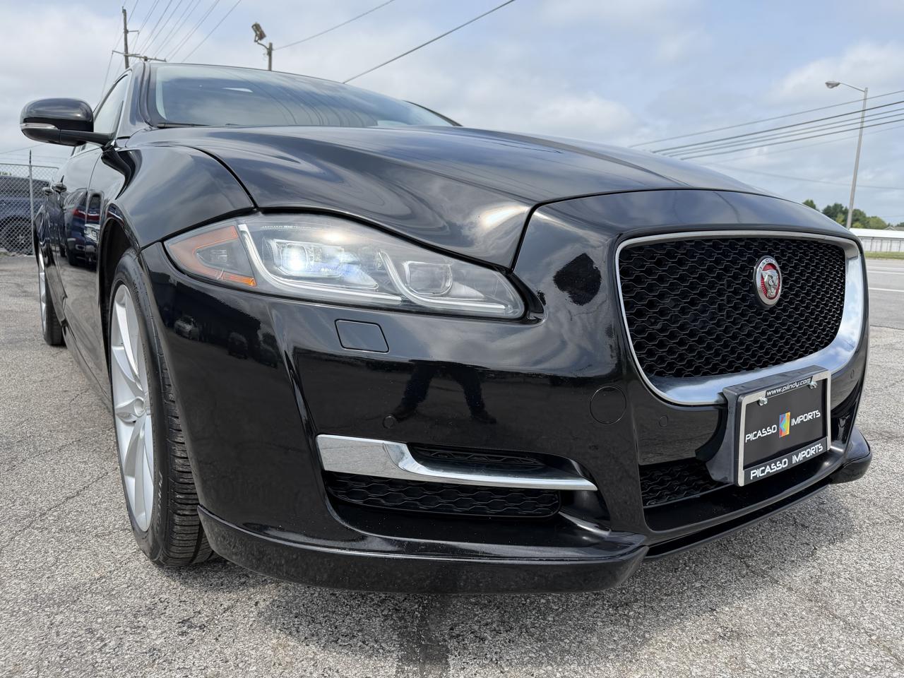 Jaguar XJ XJ R-Sport RWD 2018