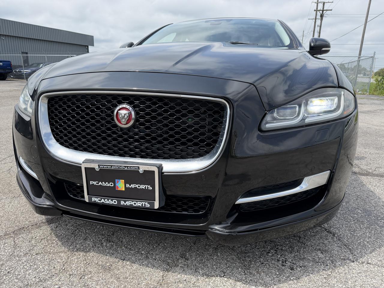 Jaguar XJ XJ R-Sport RWD 2018