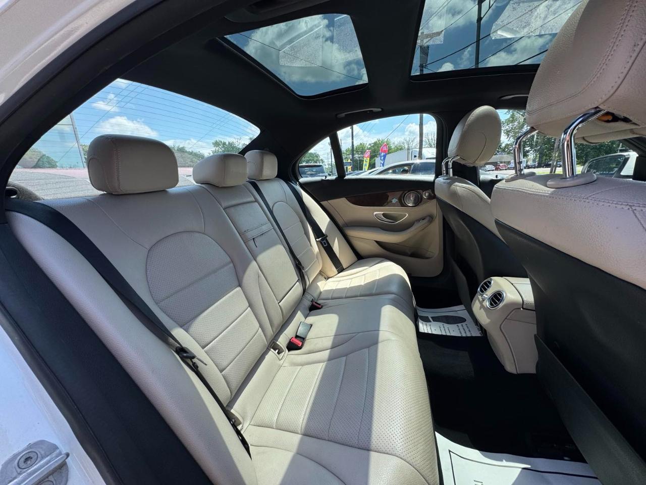 Mercedes-Benz C-Class 4dr Sdn C 300 RWD 2015