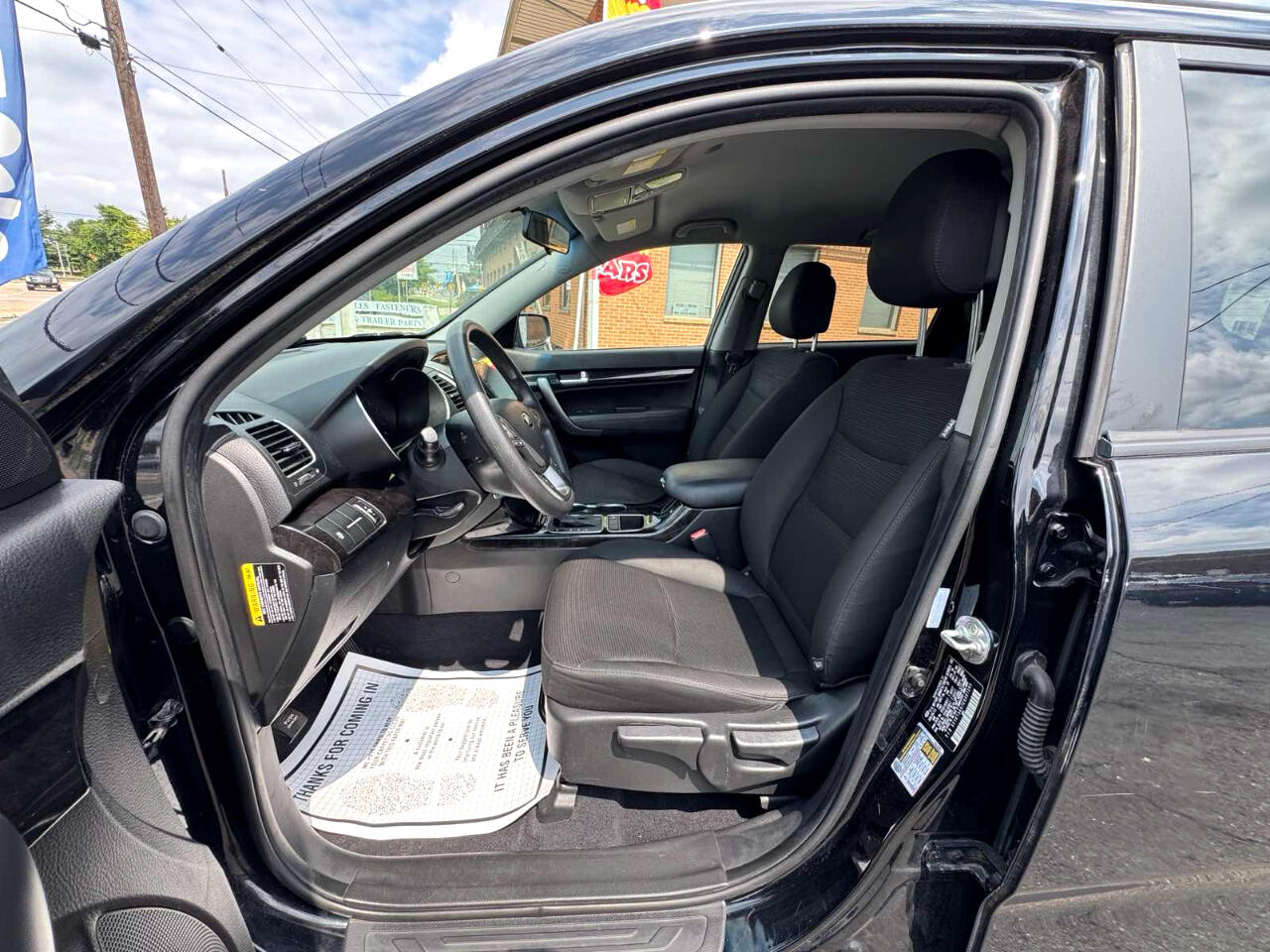 2014 Kia Sorento LX photo 19