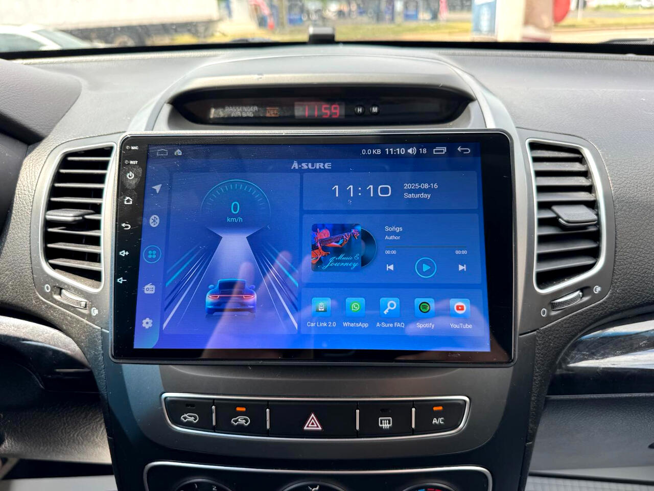 2014 Kia Sorento LX photo 40