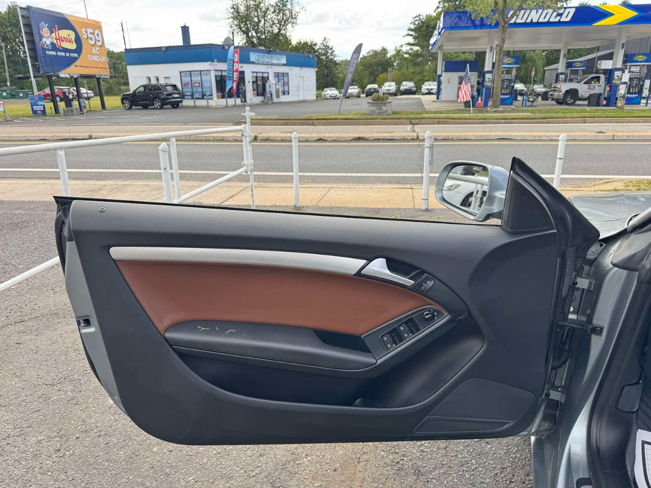 Audi A5 2dr Cabriolet Auto quattro 2.0T Premium Plus 2011
