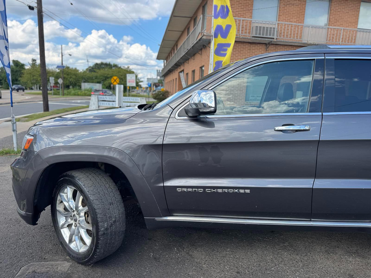 2014 Jeep Grand Cherokee Summit photo 4