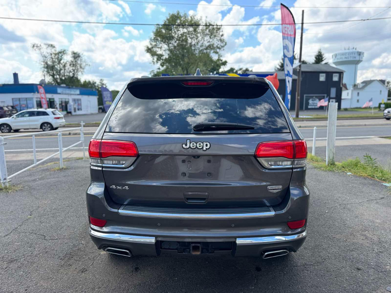 2014 Jeep Grand Cherokee Summit photo 9