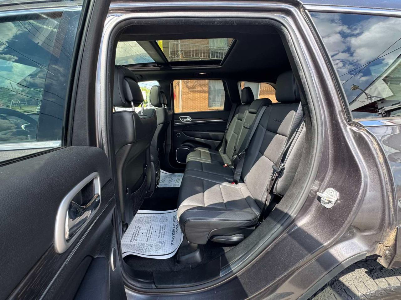 2014 Jeep Grand Cherokee Summit photo 26