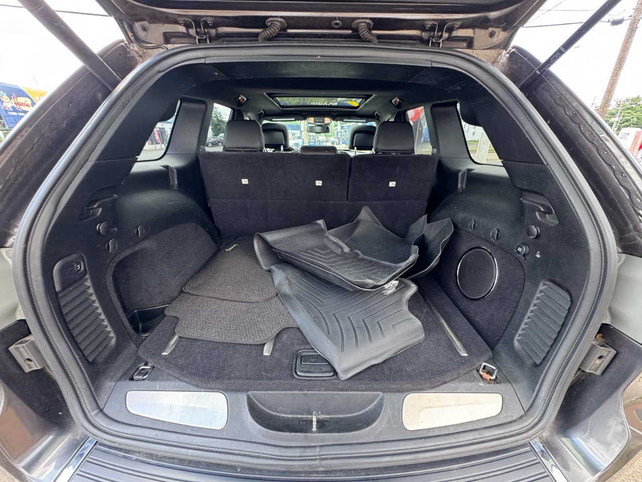 2014 Jeep Grand Cherokee Summit photo 51