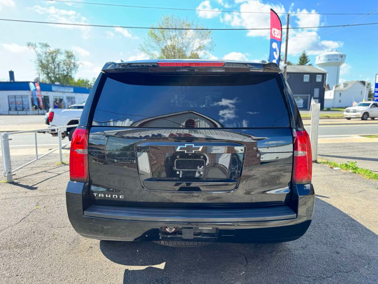 2015 Chevrolet Tahoe LT photo 11