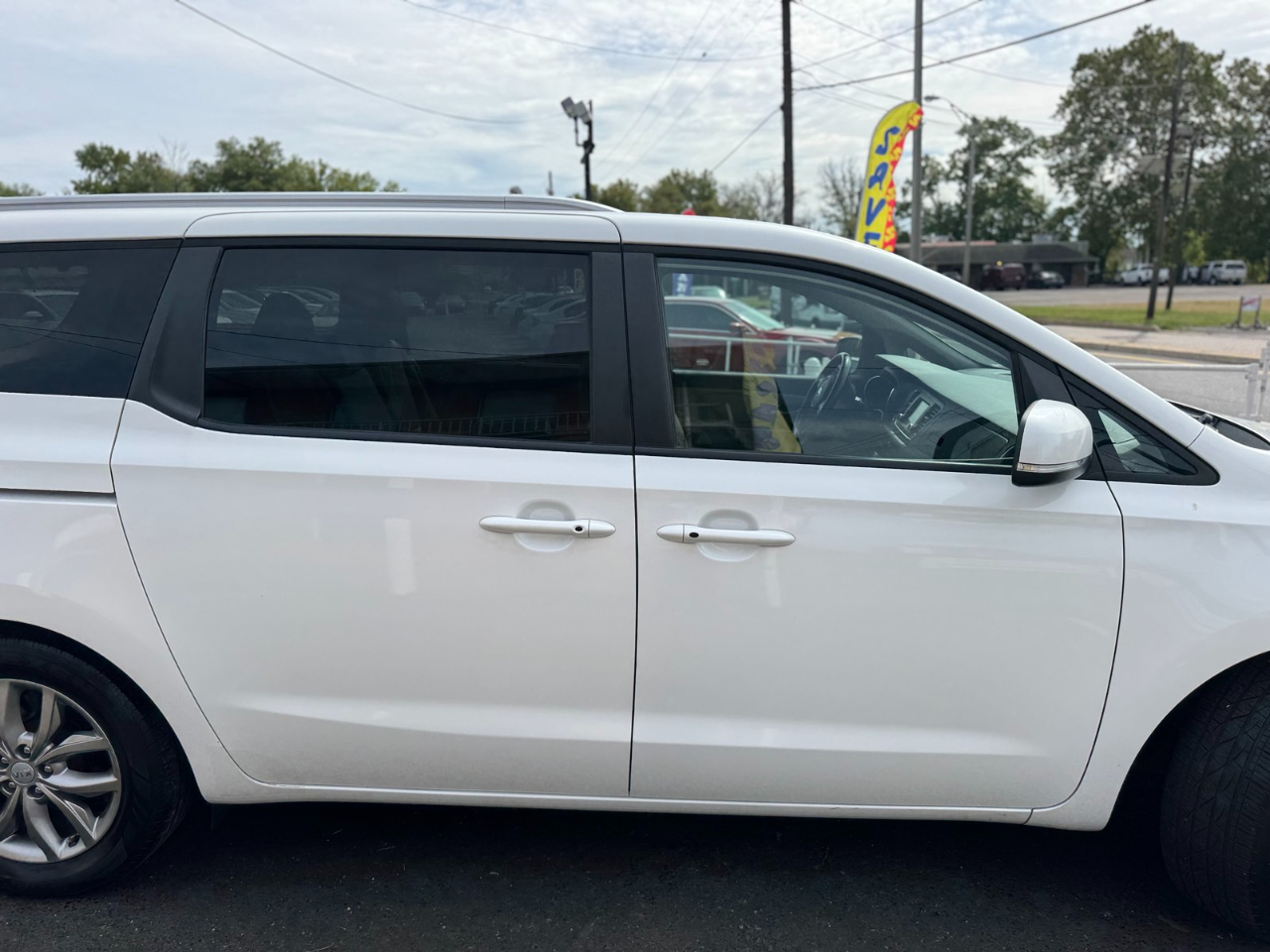 2019 Kia Sedona EX photo 15