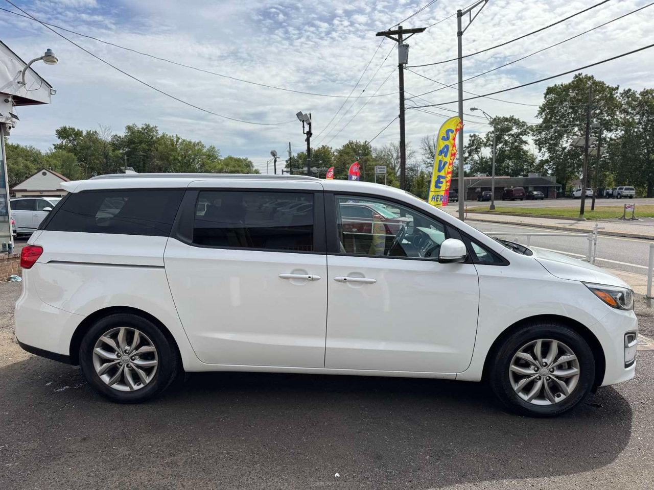 2019 Kia Sedona EX photo 17