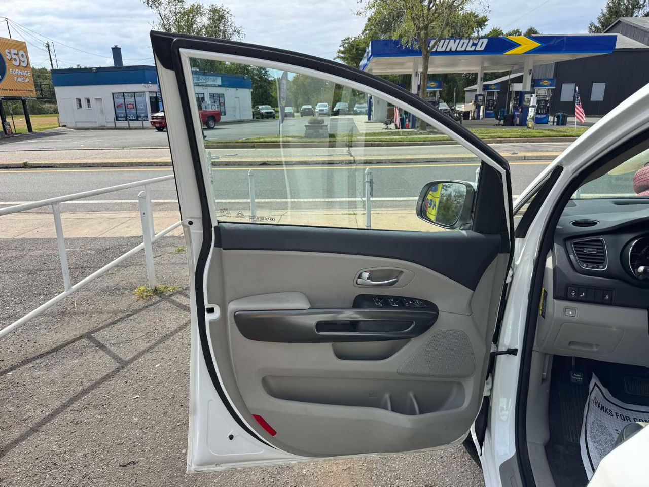 2019 Kia Sedona EX photo 22