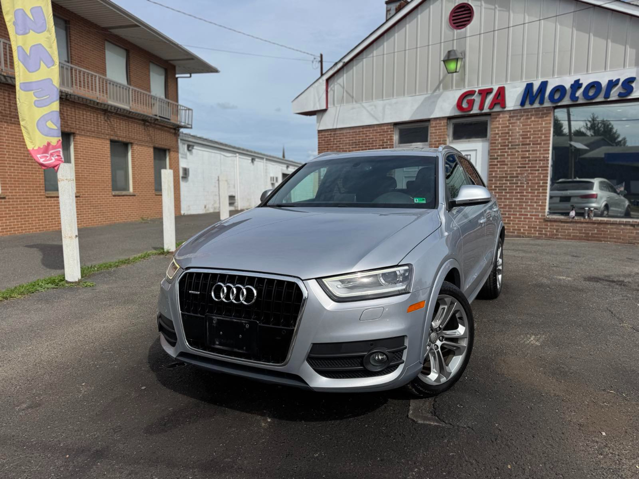 2015 Audi Q3 Premium Plus photo 3