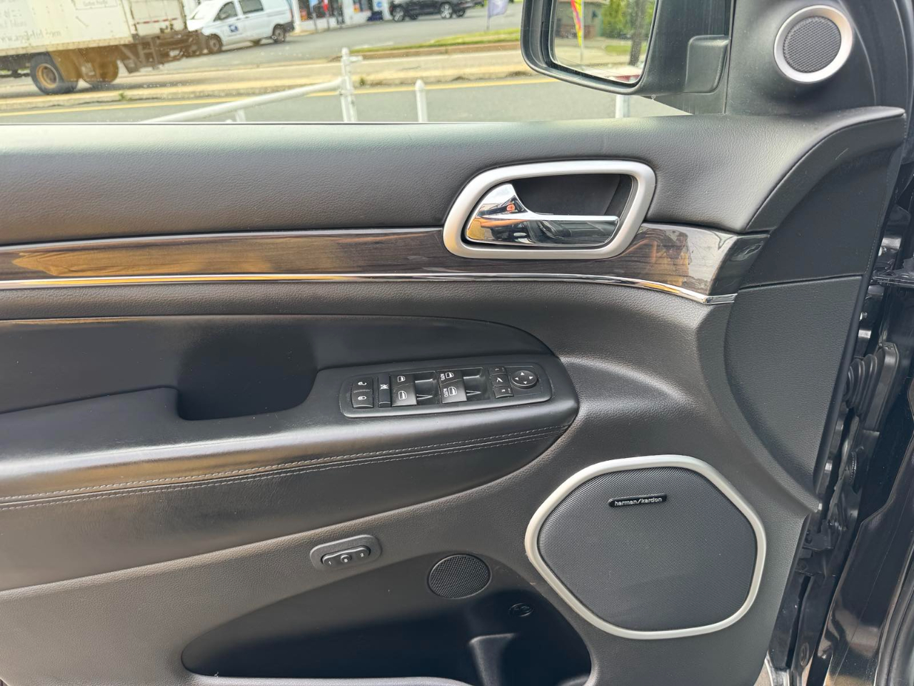 2016 Jeep Grand Cherokee High Altitude photo 45