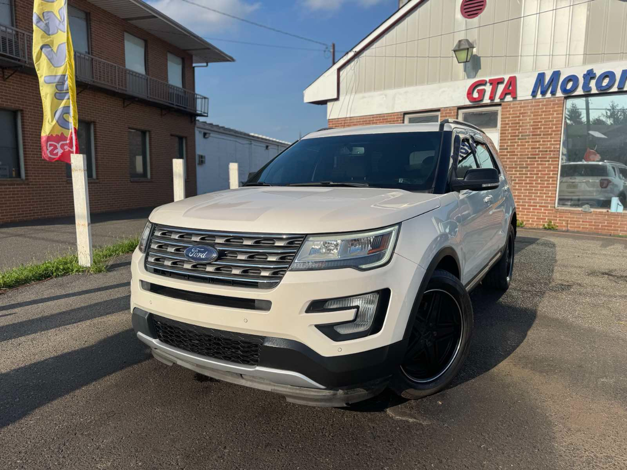Ford Explorer 4WD 4dr XLT 2016