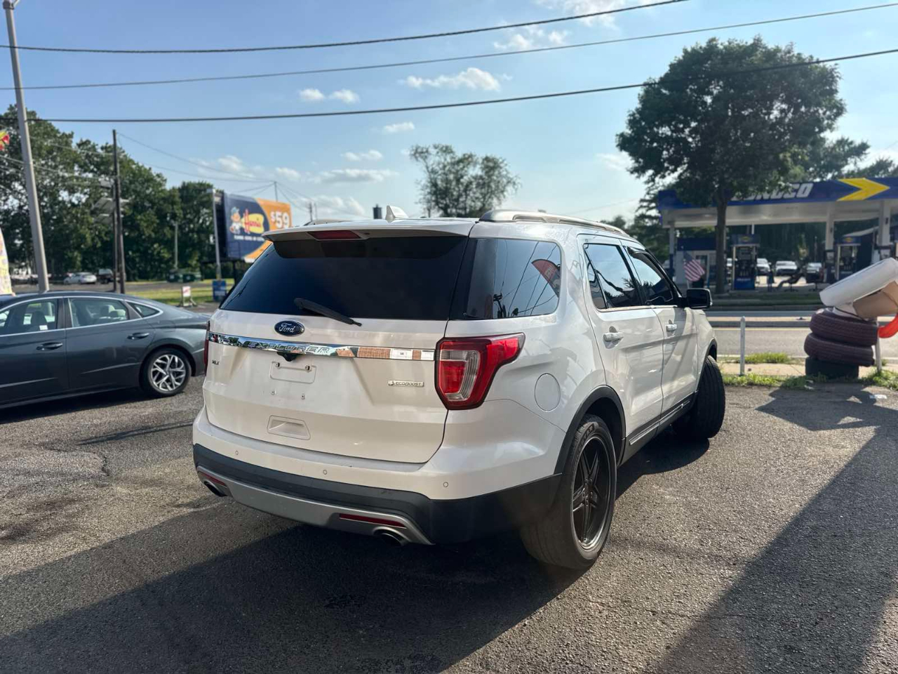 Ford Explorer 4WD 4dr XLT 2016