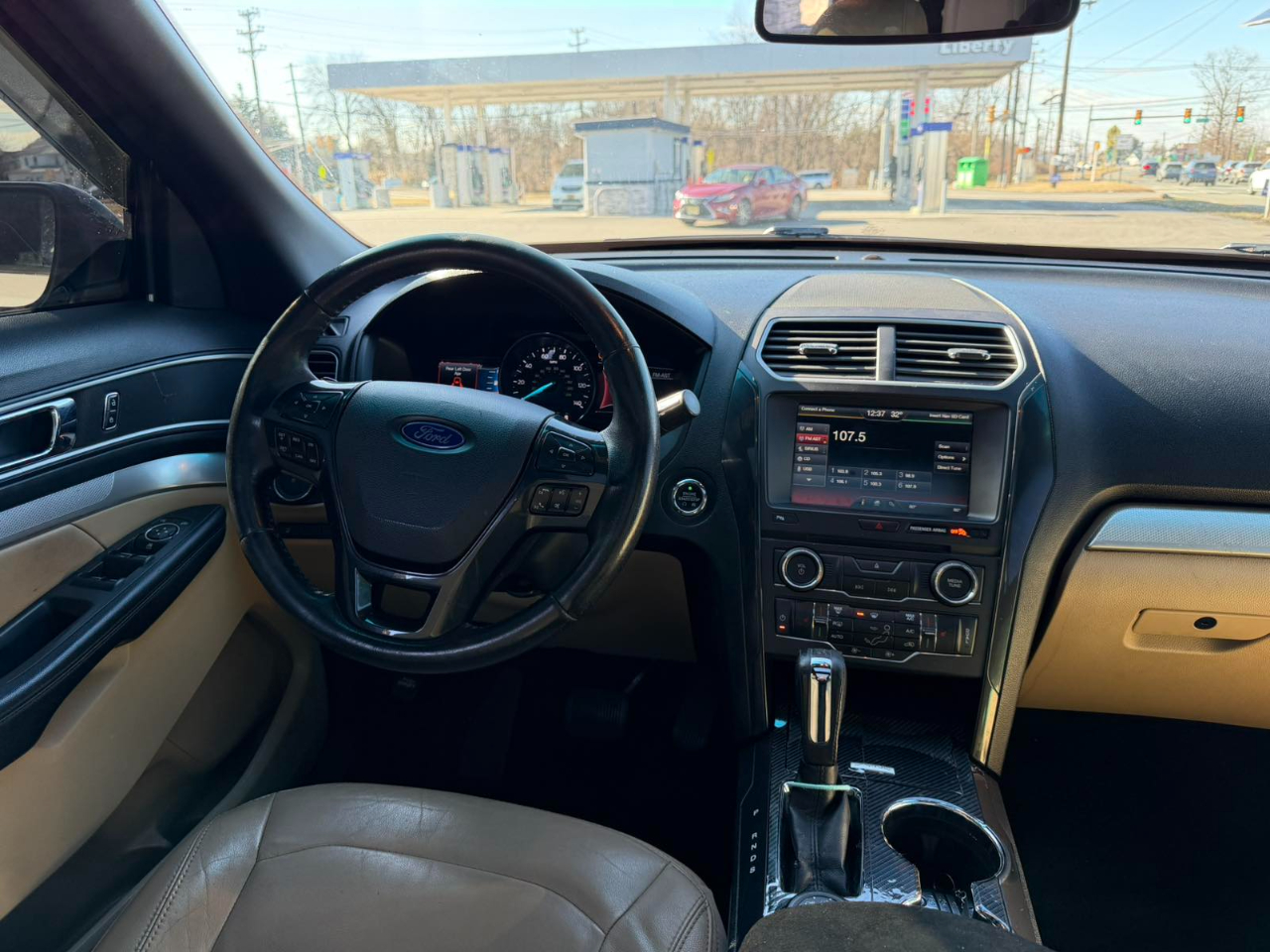 Ford Explorer 4WD 4dr XLT 2016