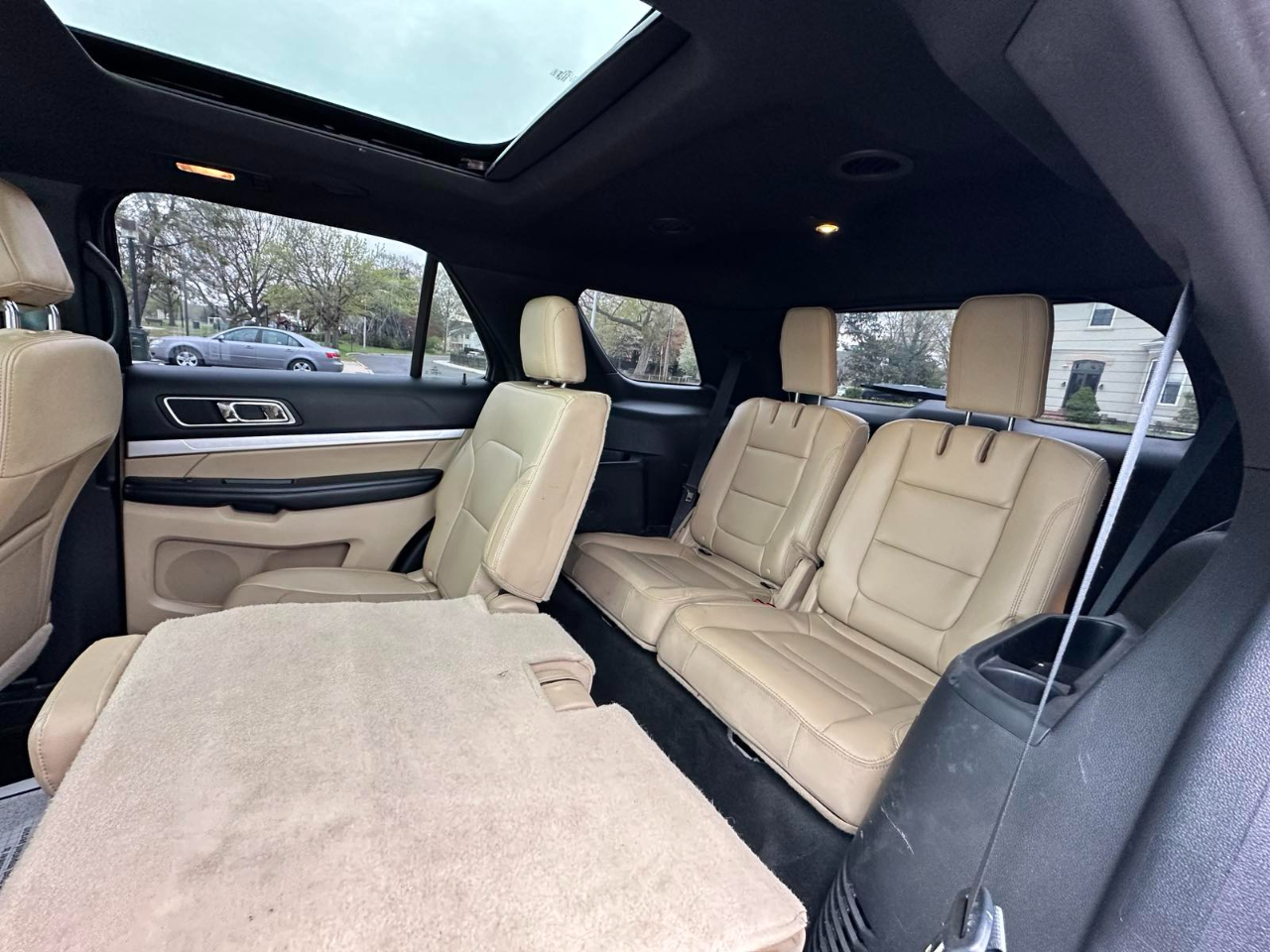 Ford Explorer 4WD 4dr XLT 2016