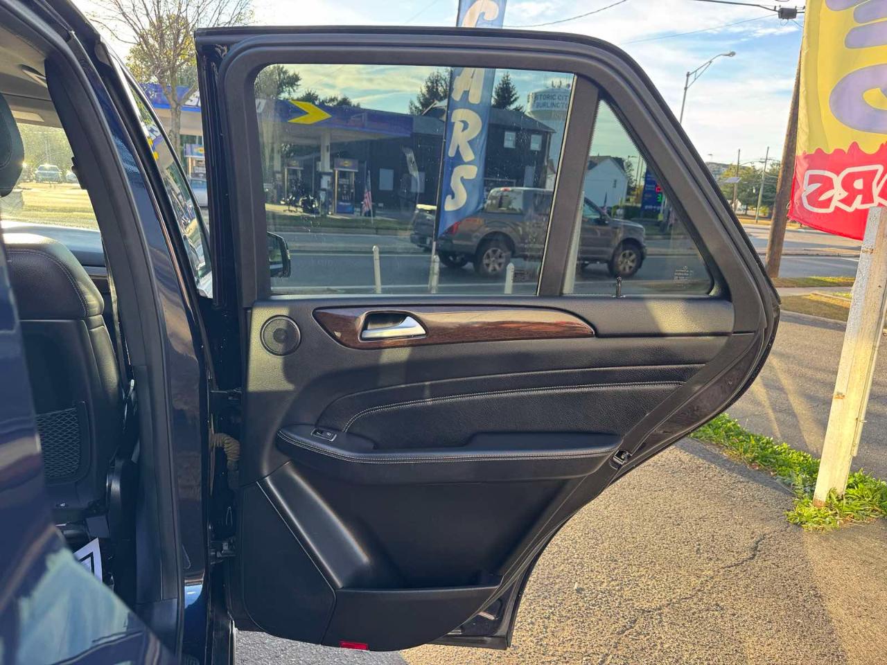 Mercedes-Benz M-Class 4MATIC 4dr ML 350 2013