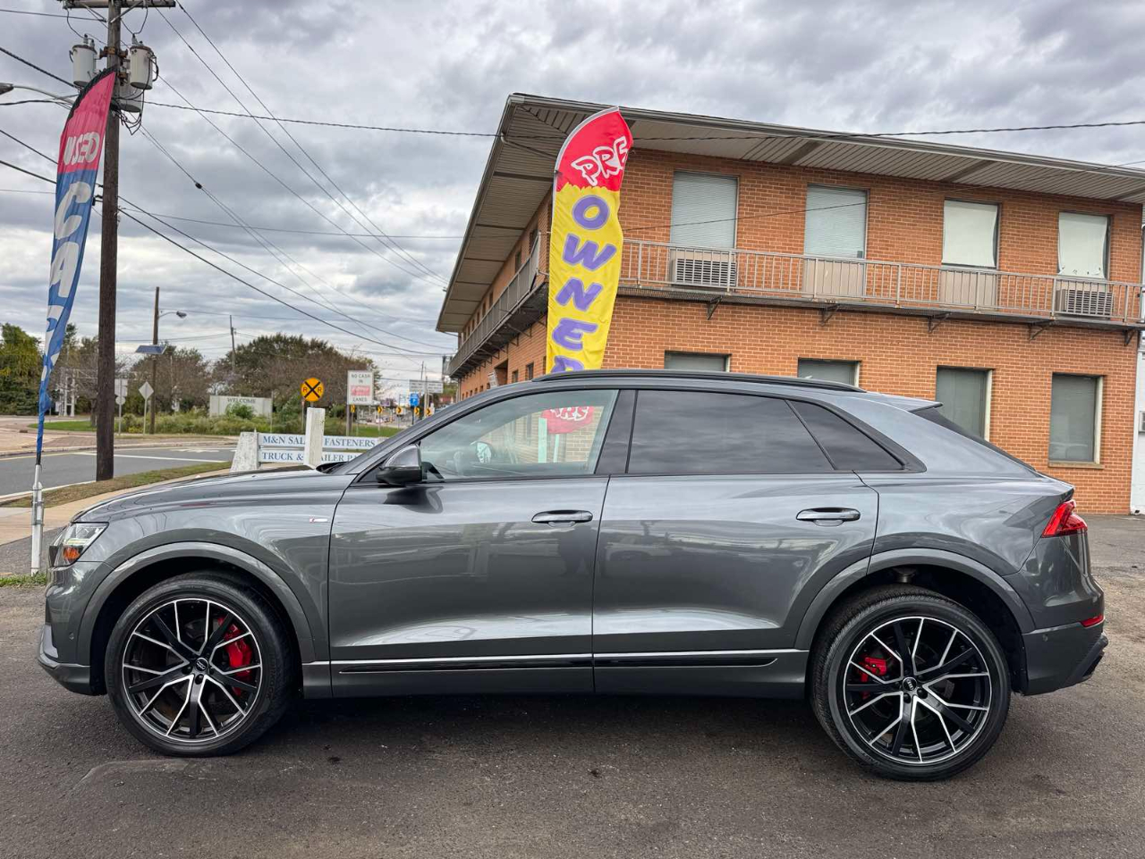 Audi Q8 Premium Plus 55 TFSI quattro 2020