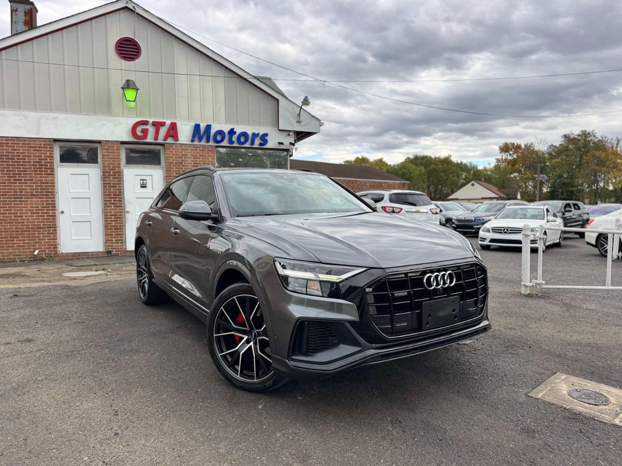 Audi Q8 Premium Plus 55 TFSI quattro 2020