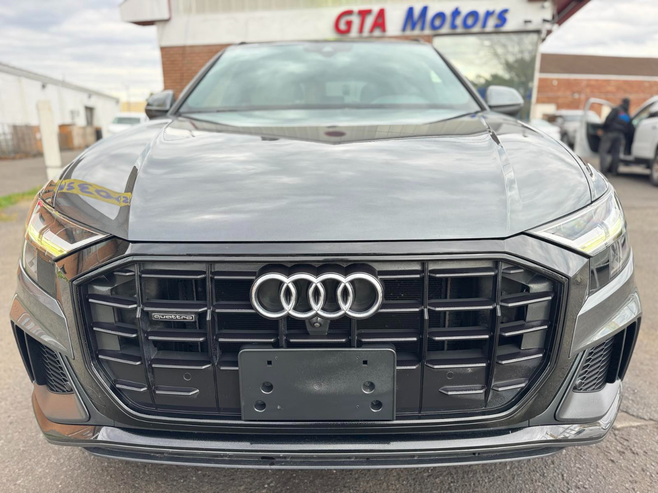 Audi Q8 Premium Plus 55 TFSI quattro 2020