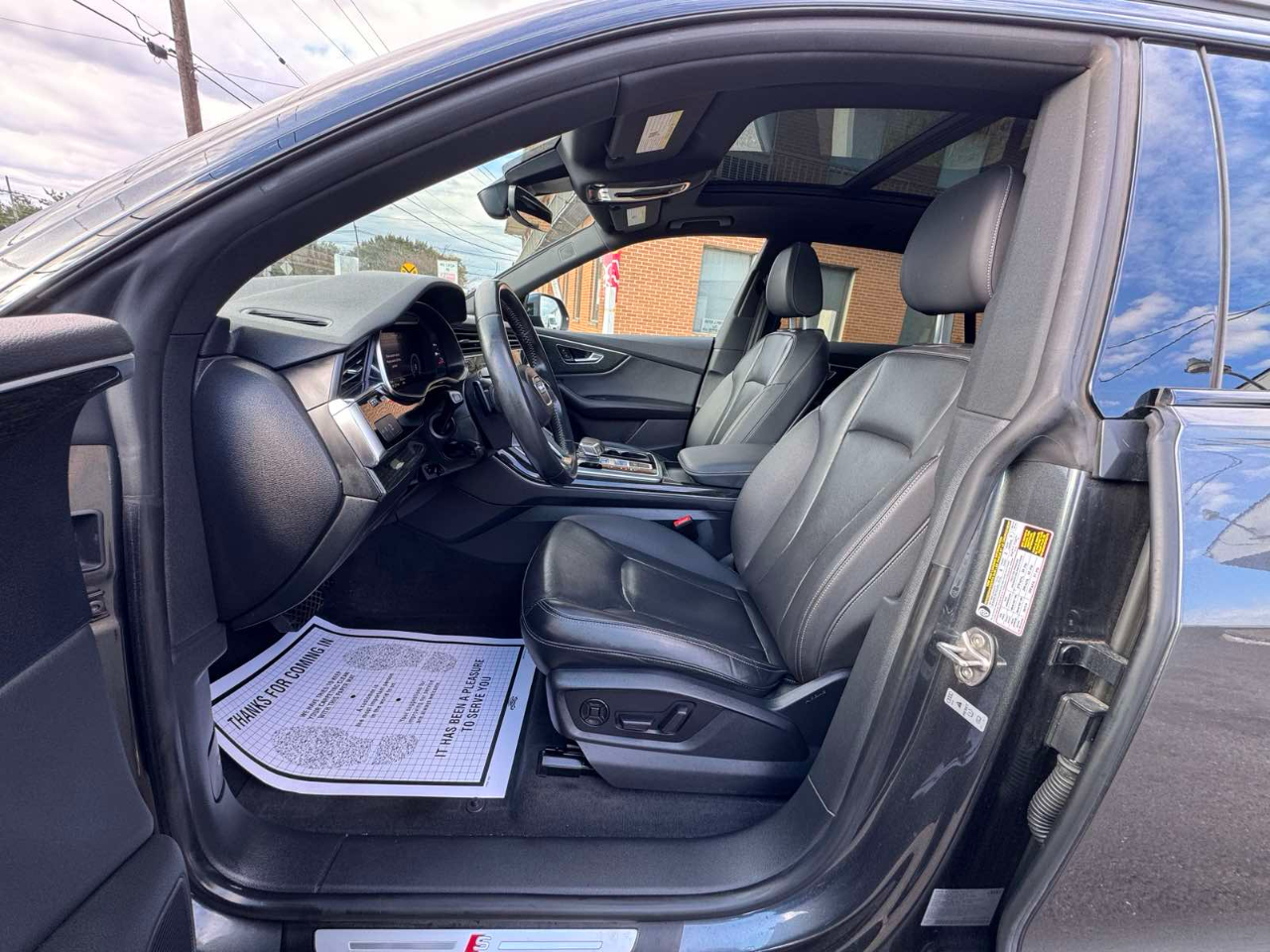 Audi Q8 Premium Plus 55 TFSI quattro 2020