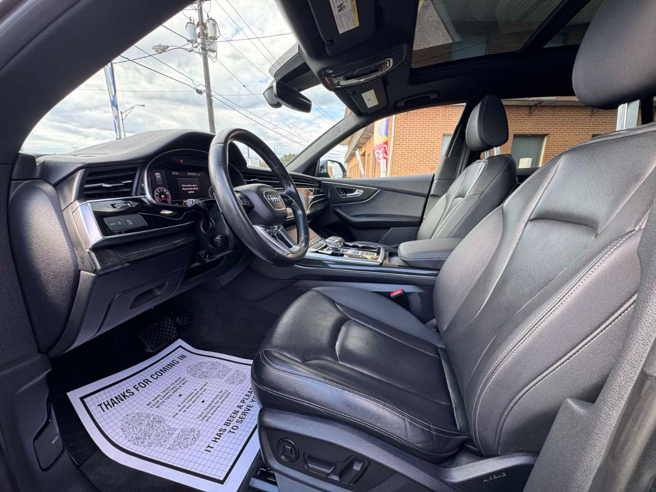 Audi Q8 Premium Plus 55 TFSI quattro 2020