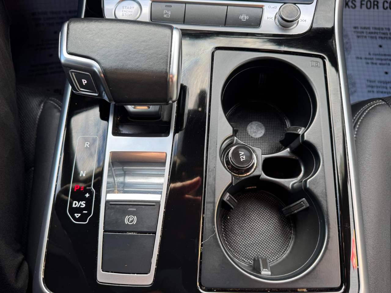Audi Q8 Premium Plus 55 TFSI quattro 2020