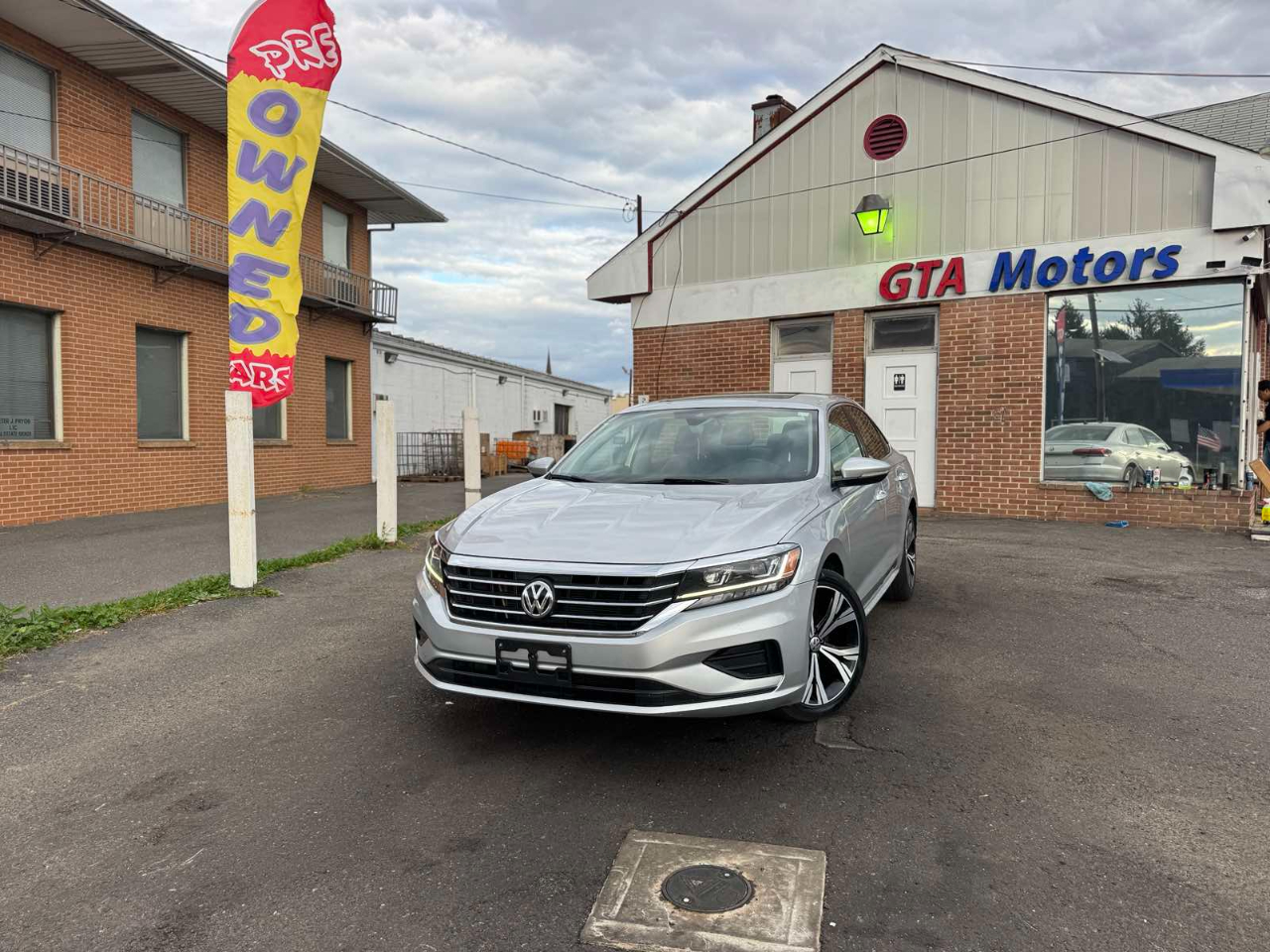 Volkswagen Passat 2.0T SE Auto 2021