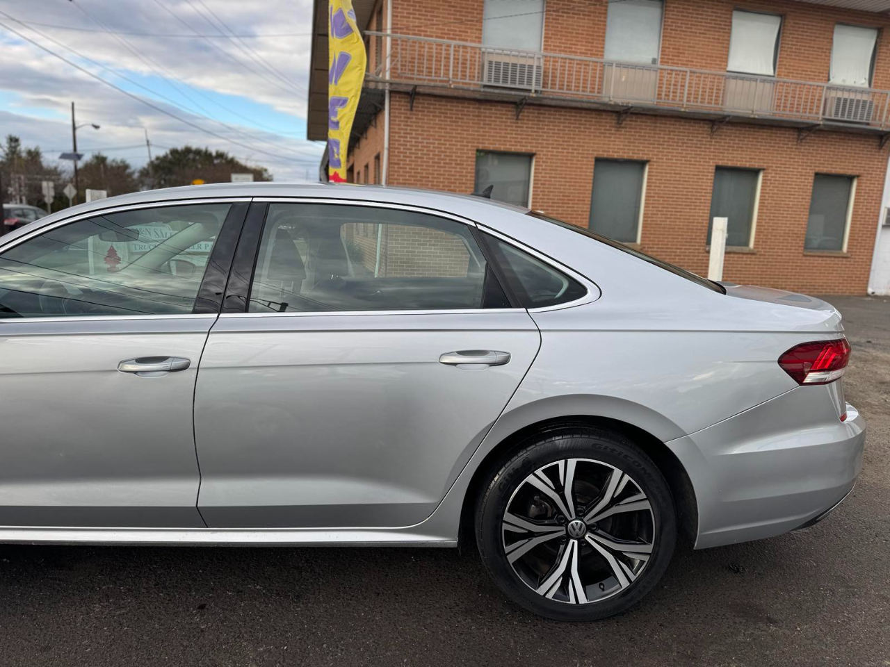 Volkswagen Passat 2.0T SE Auto 2021