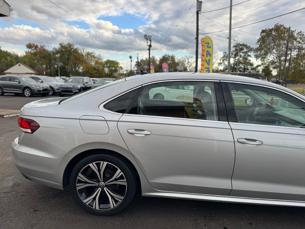 Volkswagen Passat 2.0T SE Auto 2021