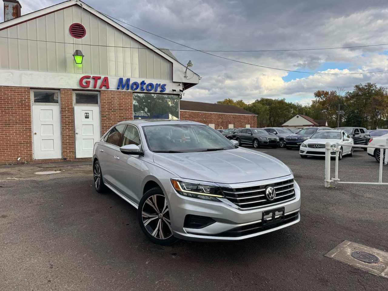 Volkswagen Passat 2.0T SE Auto 2021