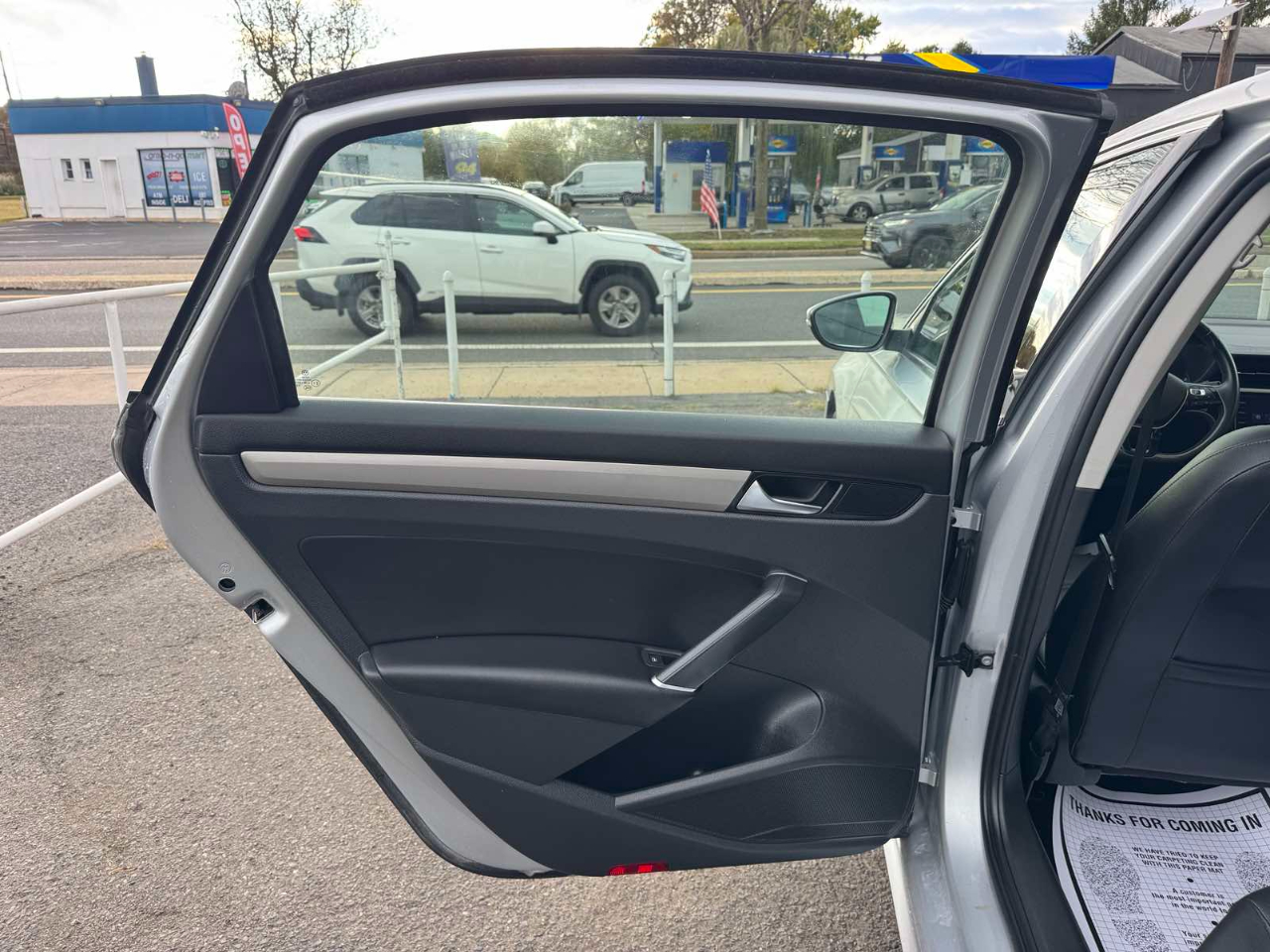 Volkswagen Passat 2.0T SE Auto 2021