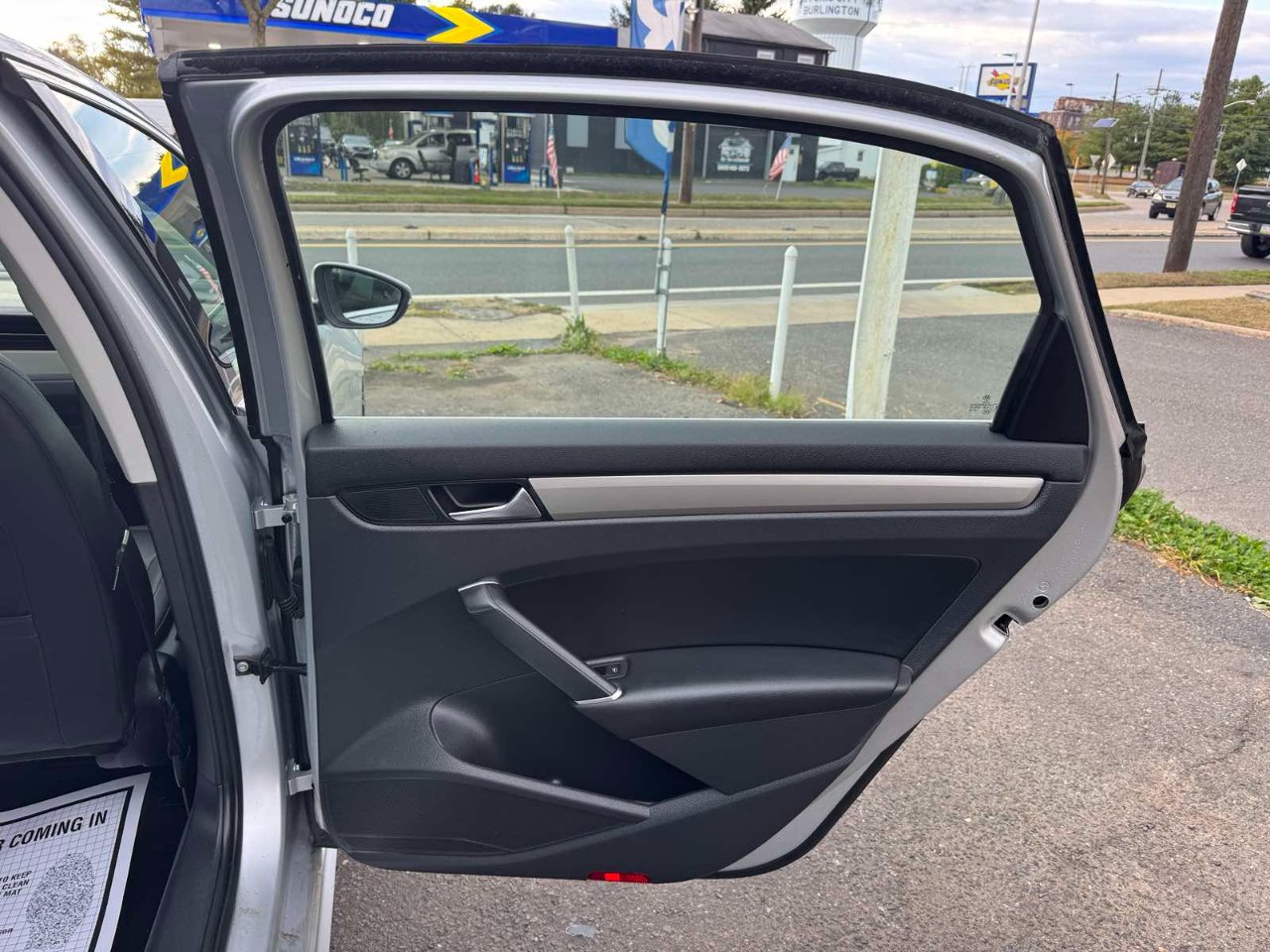 Volkswagen Passat 2.0T SE Auto 2021