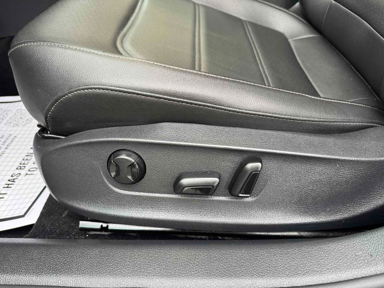 Volkswagen Passat 2.0T SE Auto 2021