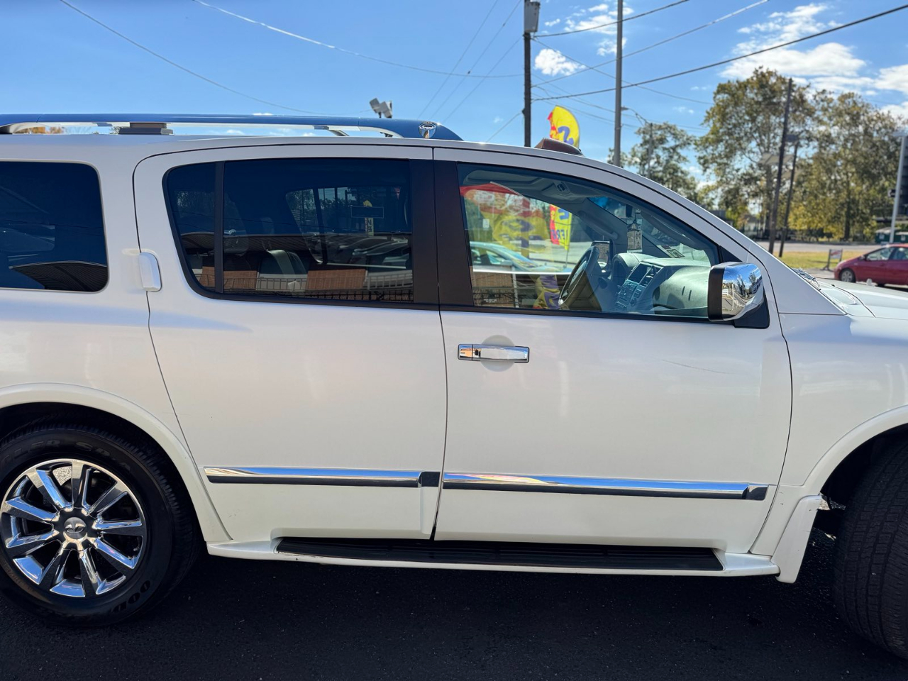 Infiniti QX56 4WD 4dr 2010