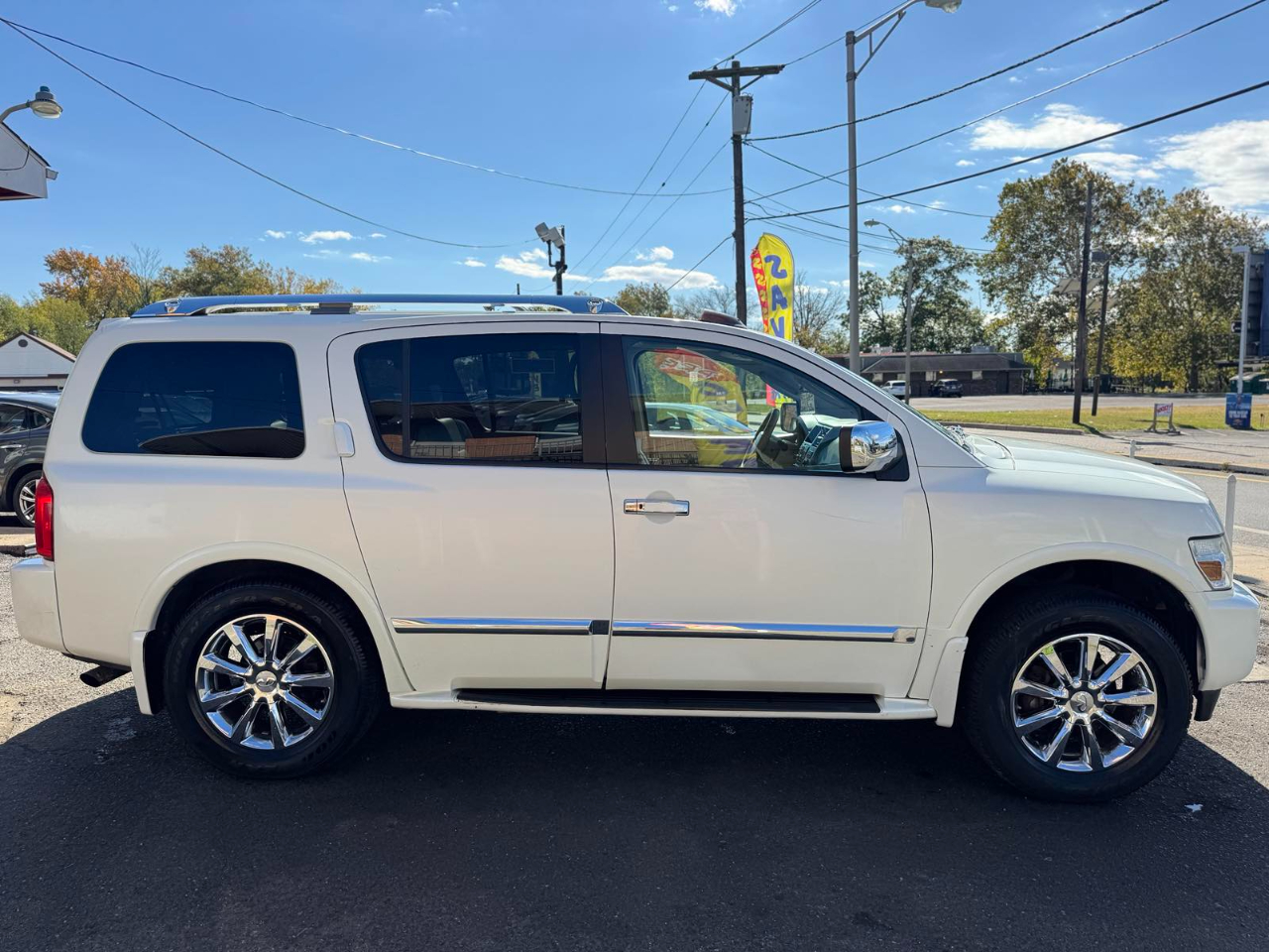 Infiniti QX56 4WD 4dr 2010