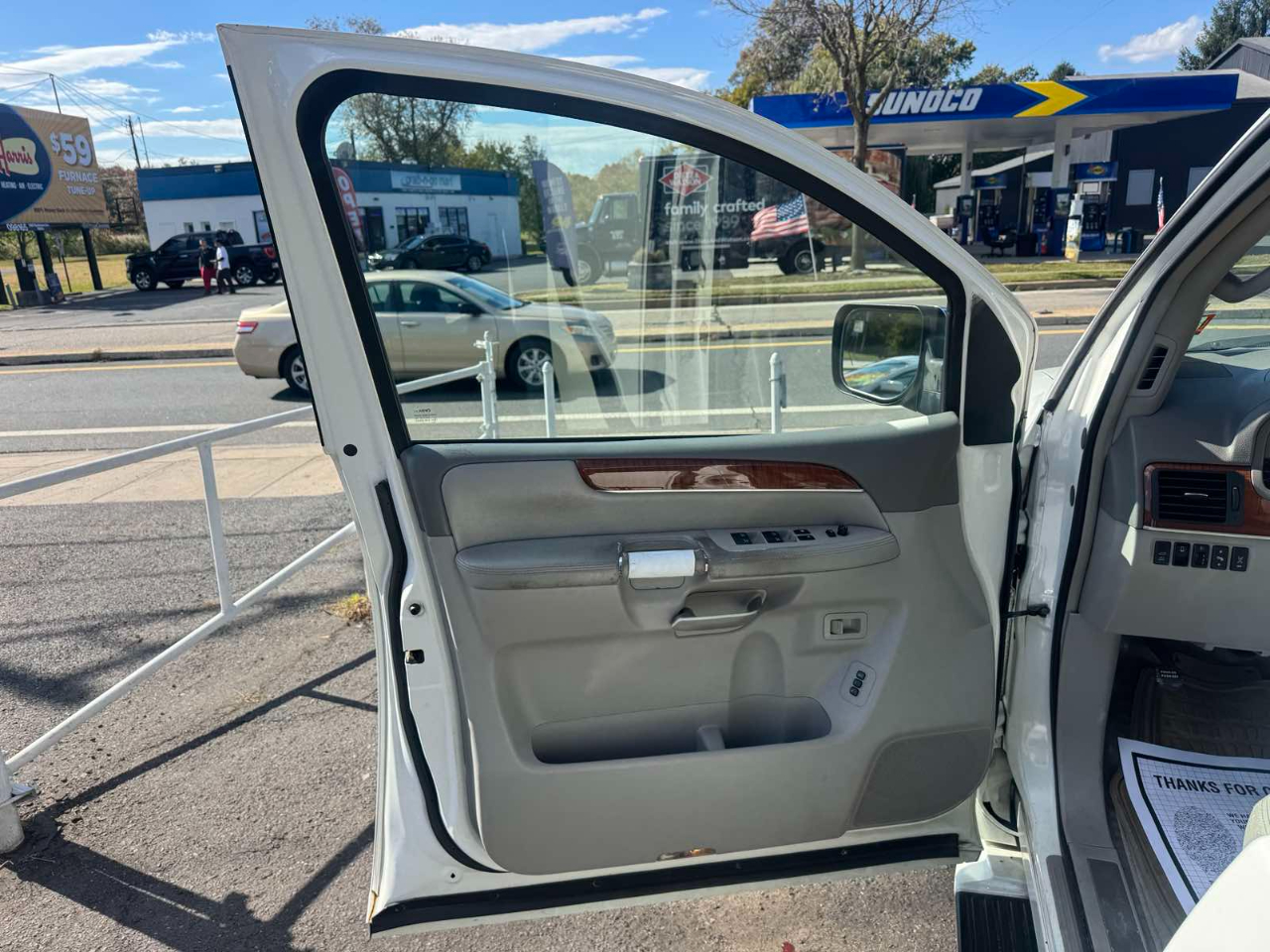 Infiniti QX56 4WD 4dr 2010