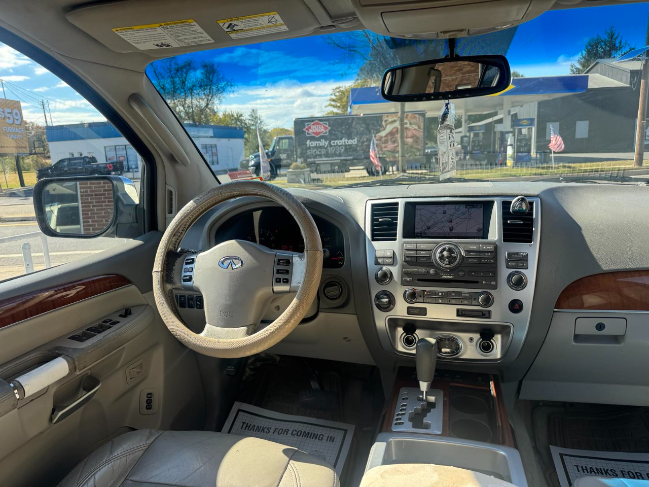 Infiniti QX56 4WD 4dr 2010