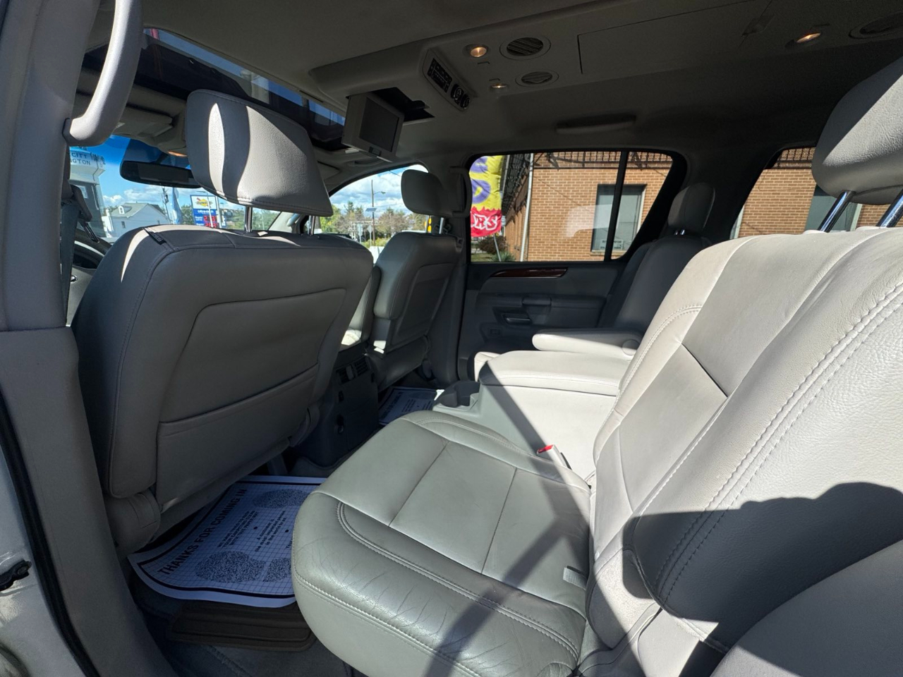 Infiniti QX56 4WD 4dr 2010